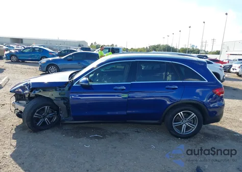 2020 Mercedes-Benz Glc 300 from USA, damaged, VIN WDC0G8DB3LF734794